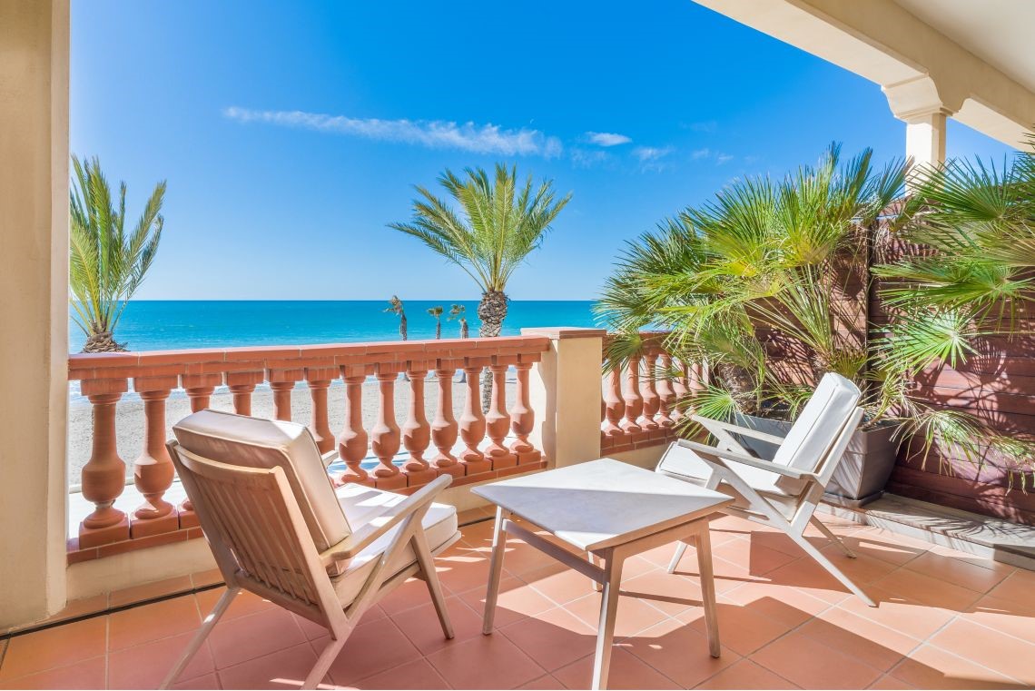 md-reumd-duplx-suite-terrace-12595-11045_Classic-Hor
