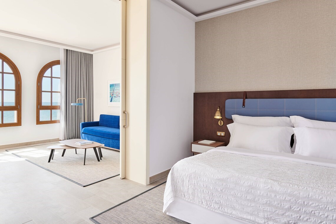 reumd-prestige-suite-8393-hor-clsc