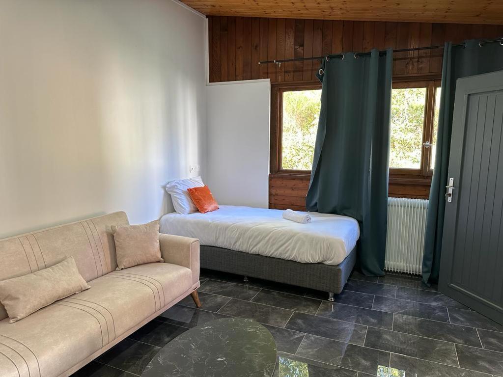 lodge living room